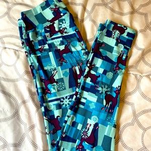 2/$18 🎉 LuLaRoe Holiday Leggings